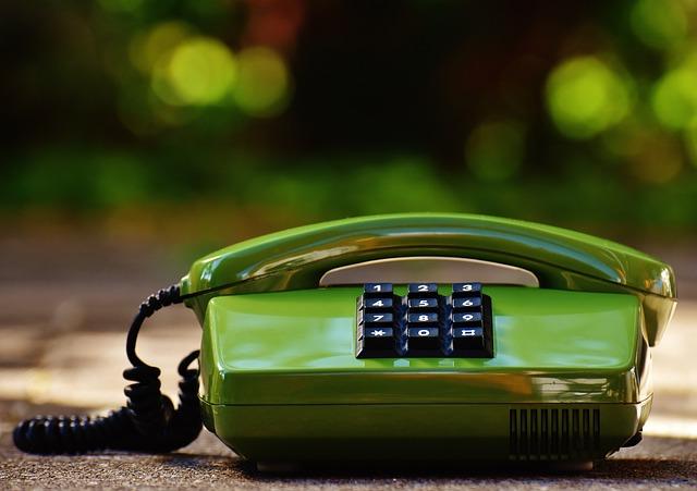 green button phone from the eighties