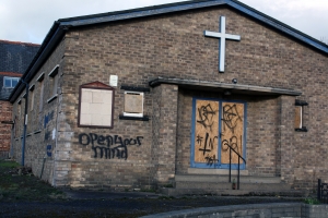 picture of an abandoned church