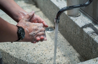 hand washing 2