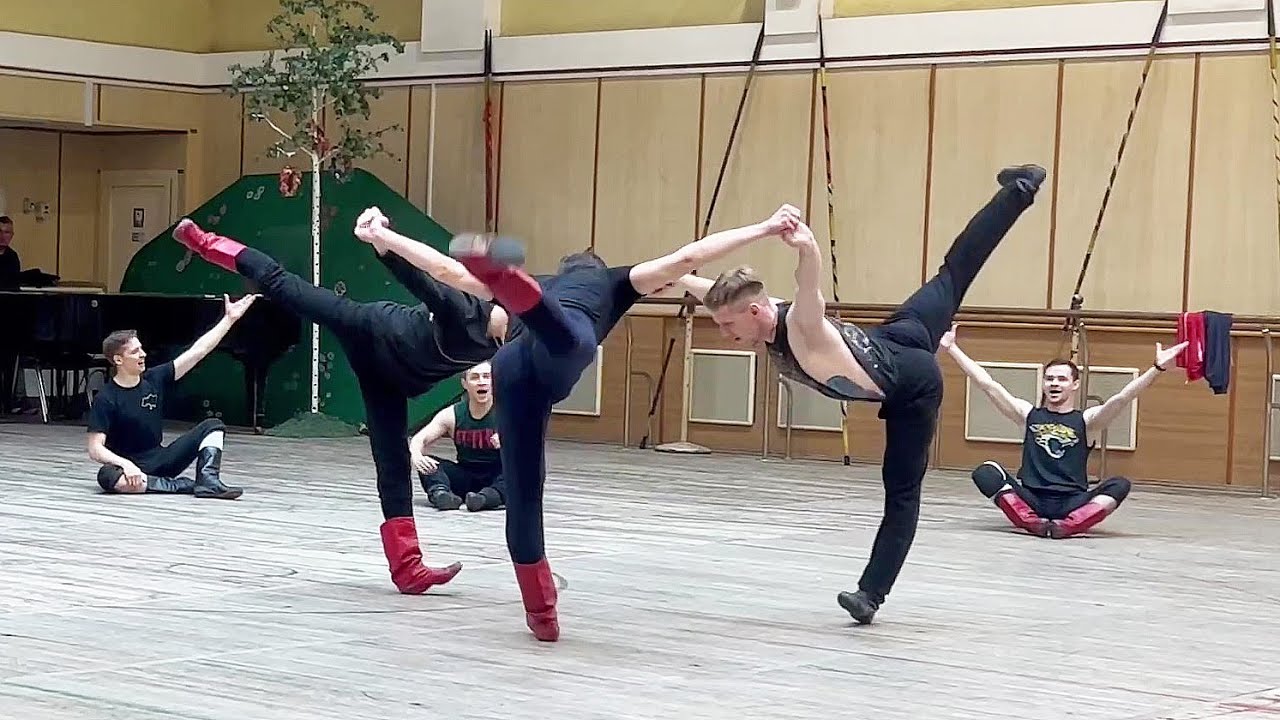 Virsky Ensemble Ukrainian Dance