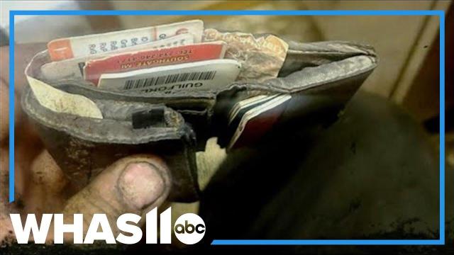 Mechanic discovers Ford assembly worker's long lost wallet while working on vehicle