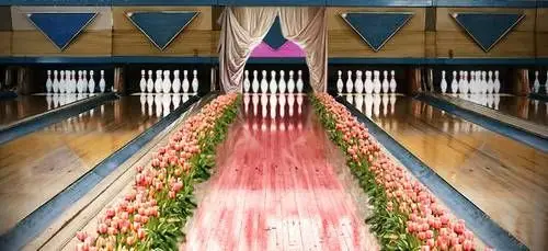 Funny Pictures of Bowling Alley Garden