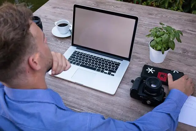 computer man office